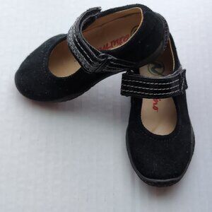 Naturino little girls black suede and patent leather shoes size 22 EU
